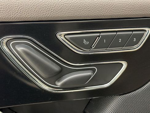 Used 2021 Lincoln Corsair Reserve w/ Equipment Group 201A FWD image 16