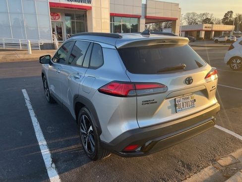 Used 2025 Toyota Corolla Cross AWD Hybrid image 8
