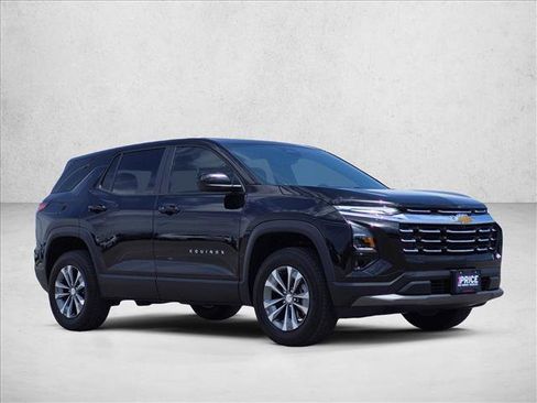Used 2026 Chevrolet Equinox LT w/ Safety and Technology Package FWD image 3