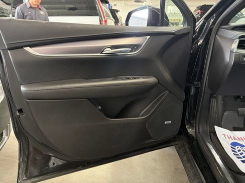 Used 2023 Cadillac XT5 Luxury AWD/4WD image 10