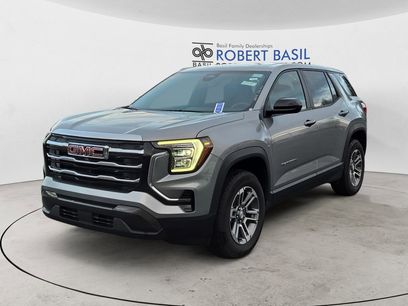 Used 2025 GMC Terrain Elevation