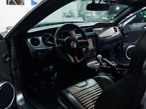 Used 2013 Ford Mustang Shelby GT500 RWD image 26