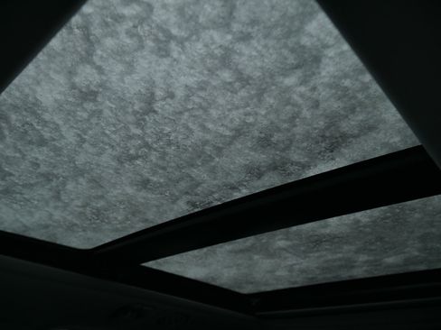 Used 2022 Ford Explorer XLT w/ Equipment Group 202A image 23