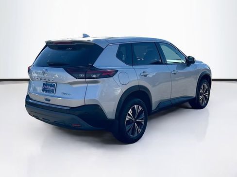 Used 2021 Nissan Rogue SV image 7