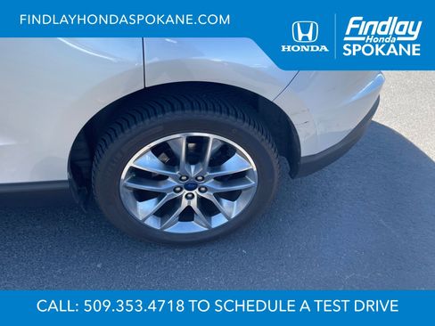 Used 2017 Ford Edge Titanium w/ Equipment Group 301A image 4