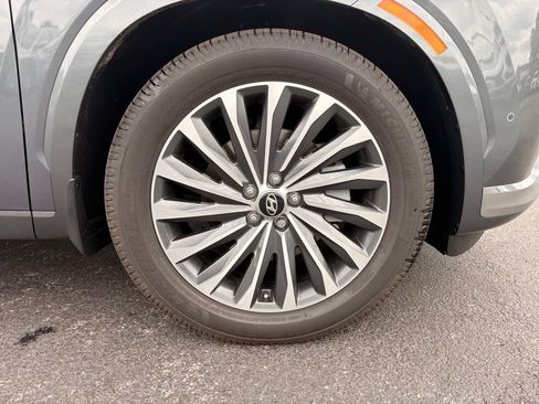 Certified 2025 Hyundai Palisade Calligraphy AWD/4WD image 32