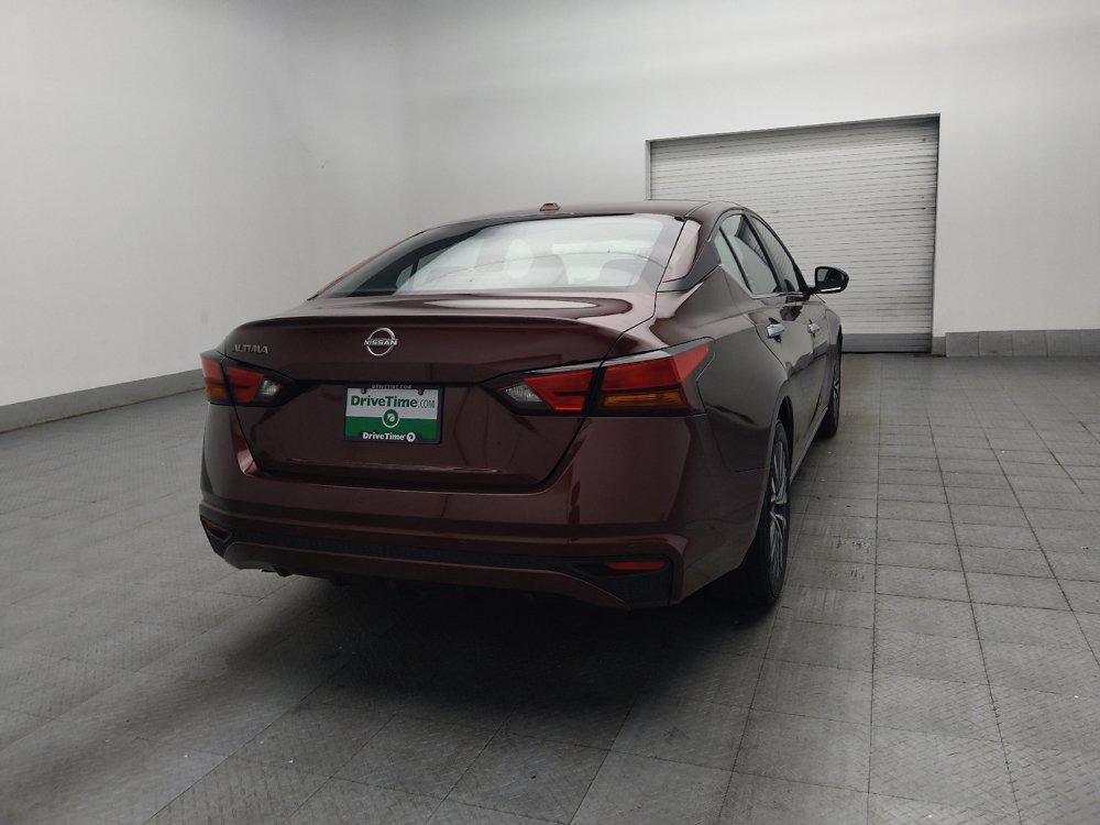Used 2025 Nissan Altima 2.5 SV FWD image 9