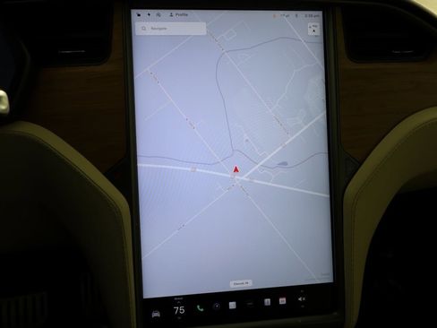 Used 2019 Tesla Model X Performance image 8