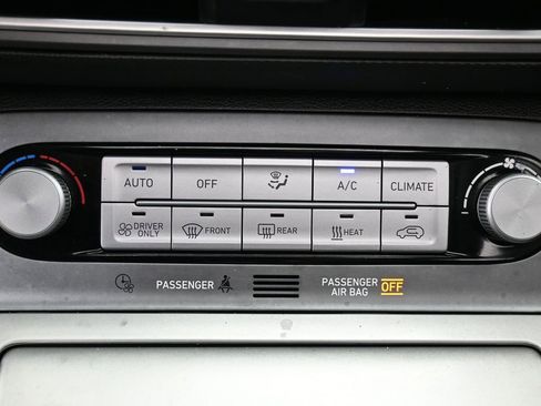 Used 2020 Hyundai Kona Ultimate w/ Cargo Package FWD image 28