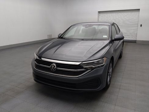 Used 2024 Volkswagen Jetta SE FWD image 15