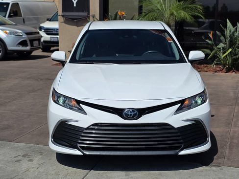 Used 2023 Toyota Camry LE FWD image 4