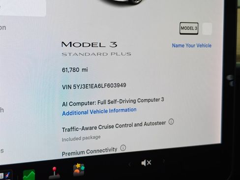 Used 2020 Tesla Model 3 Standard Range RWD image 55