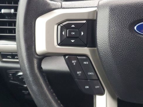 Used 2020 Ford F150 Lariat image 16