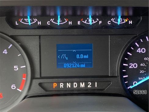 Used 2023 Ford E-450 and Econoline 450 Super Duty w/ Power Windows & Locks Group RWD image 30
