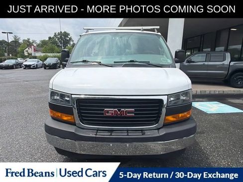 Used 2021 GMC Savana 2500 w/ Driver Convenience Package RWD image 2