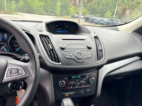 Used 2018 Ford Escape SE AWD/4WD image 15