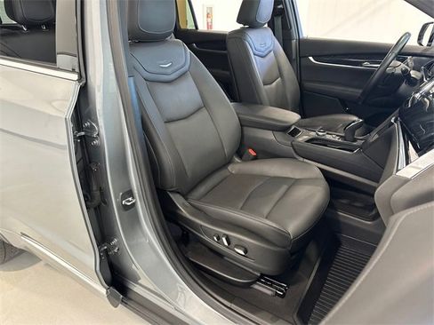 Certified 2024 Cadillac XT6 Premium Luxury image 32