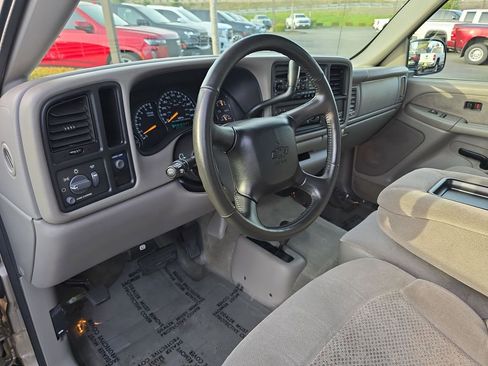 Used 2000 Chevrolet Silverado 1500 LS image 10