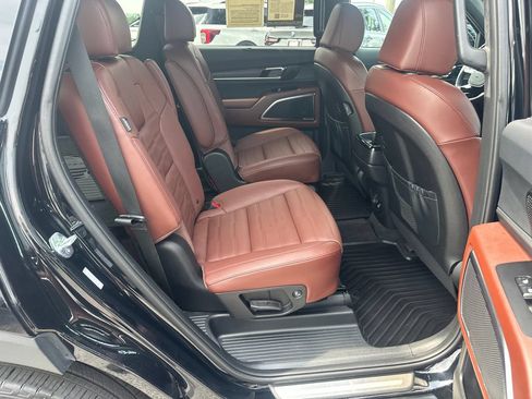 Used 2024 Kia Telluride SX Prestige AWD/4WD image 13