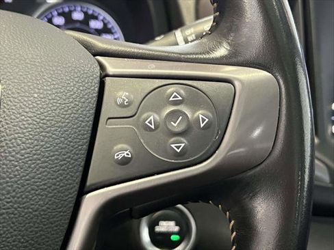 Used 2022 GMC Terrain AT4 w/ Infotainment Package II image 23