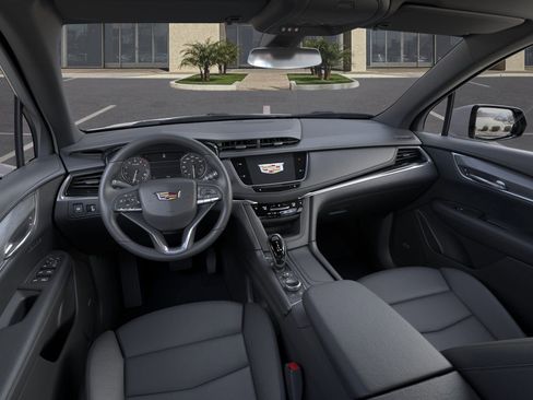 New 2025 Cadillac XT6 Luxury image 15