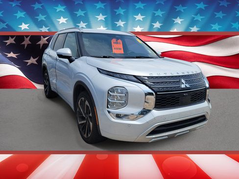 Used 2024 Mitsubishi Outlander SEL FWD image 1