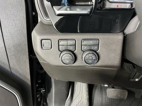 Used 2025 Chevrolet Silverado 1500 RST w/ Z71 Off-Road Package image 17