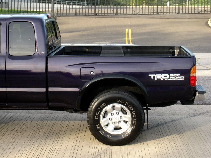Used 1999 Toyota Tacoma 4x4 Xtracab w/ SR5 Pkg image 8