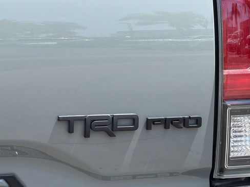 Used 2021 Toyota Tacoma TRD Pro AWD/4WD image 31
