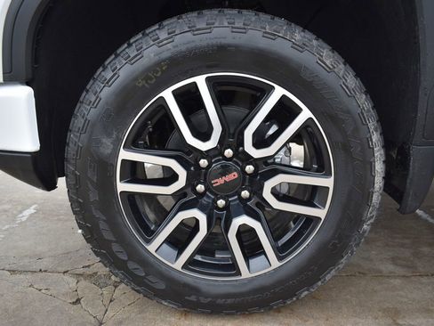 New 2026 GMC Sierra 1500 AT4 w/ AT4 Premium Package image 18