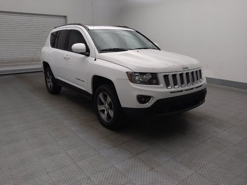 Used 2016 Jeep Compass High Altitude AWD/4WD image 13
