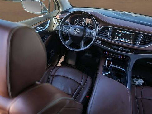 Used 2018 Buick Enclave Avenir w/ Avenir Technology Package image 29