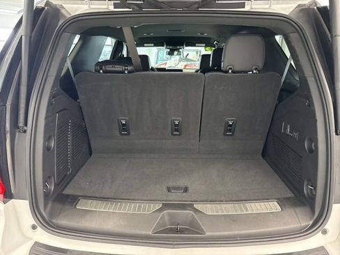 Used 2025 GMC Yukon Denali image 10