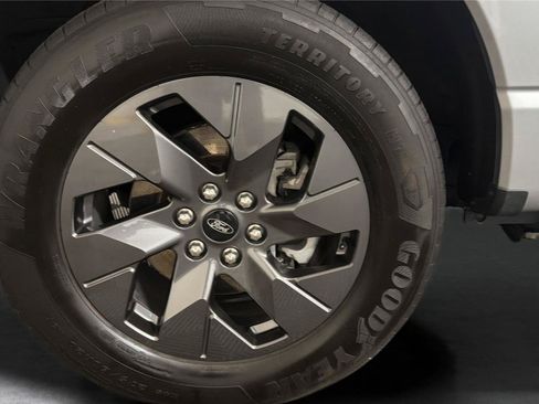 Used 2024 Ford F150 Lightning Lariat AWD/4WD image 24