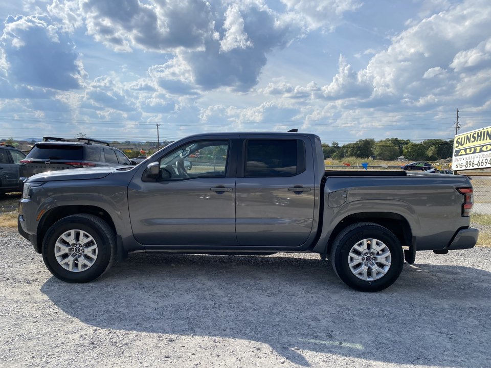 Used 2022 Nissan Frontier SV w/ Technology Package AWD/4WD image 8