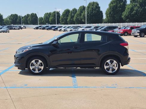 Used 2019 Honda HR-V LX image 10