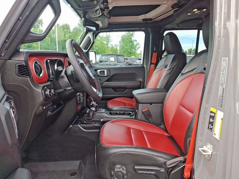 Used 2023 Jeep Wrangler Unlimited Rubicon 4xe AWD/4WD image 14