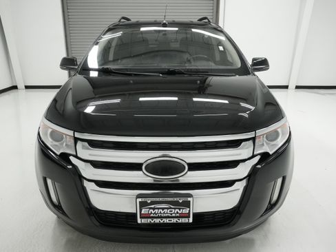 Used 2013 Ford Edge Limited w/ Driver Entry Pkg image 2