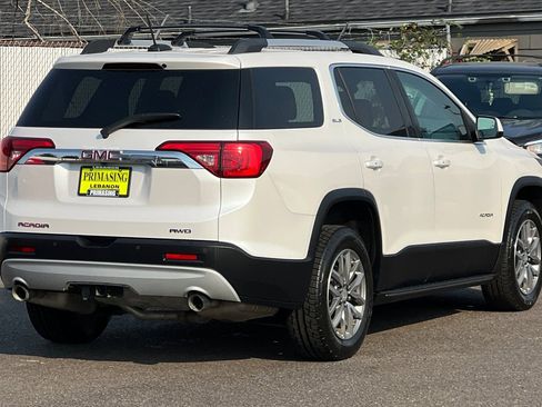 Used 2018 GMC Acadia SLE image 4
