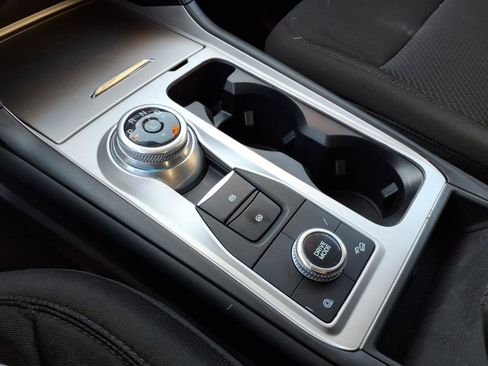 Used 2022 Ford Explorer XLT image 20