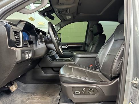 Used 2024 GMC Sierra 3500 Denali w/ Denali Reserve Package AWD/4WD image 13