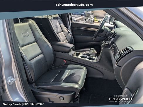 Certified 2019 Jeep Grand Cherokee Overland RWD image 17