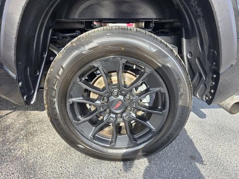 Used 2022 Toyota Tundra SR5 RWD image 11