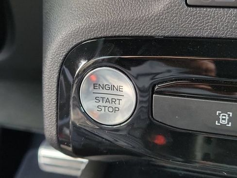 Used 2024 Ford Escape ST-Line w/ Tech Pack #1 FWD image 24
