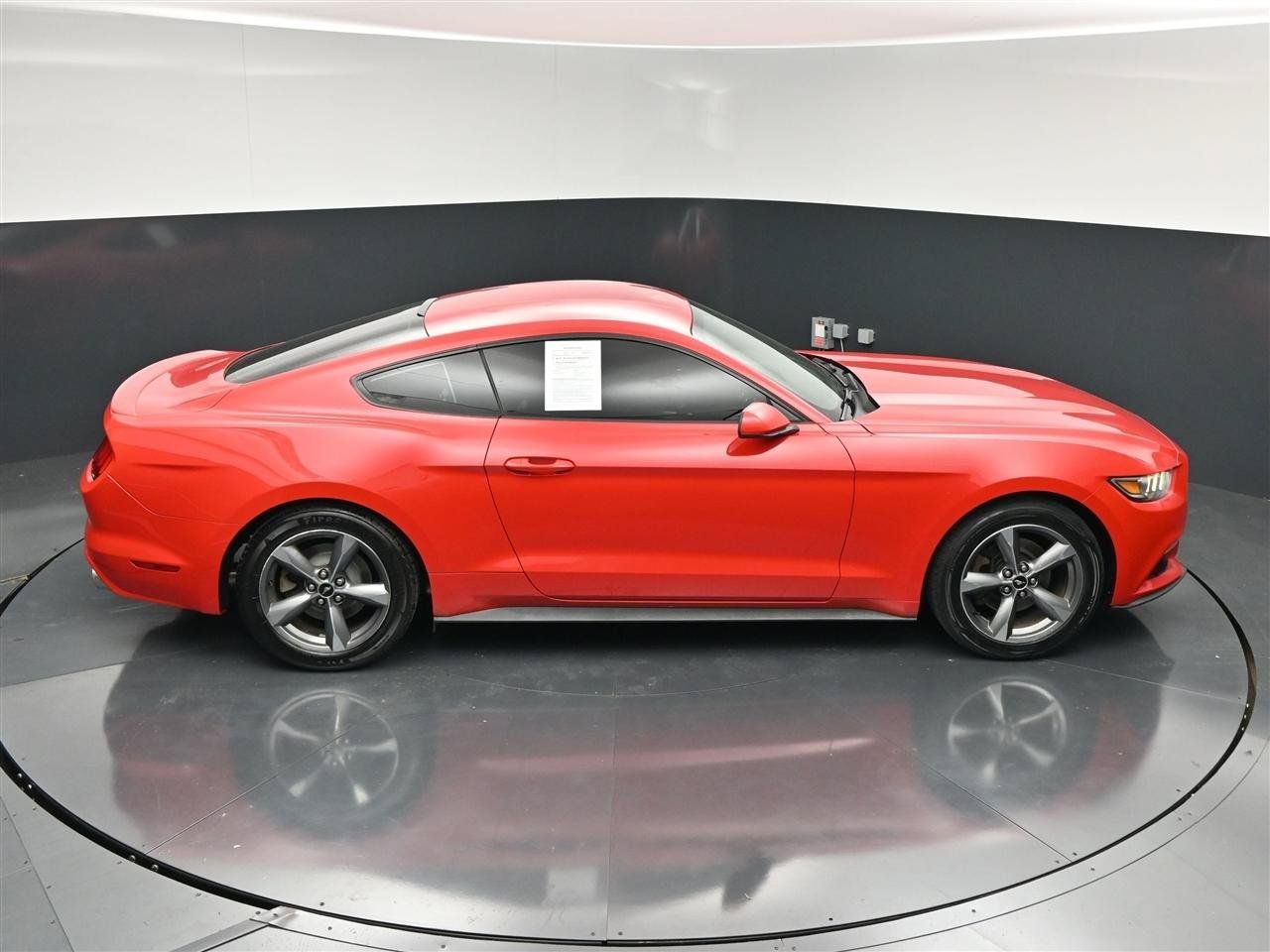 Used 2015 Ford Mustang Coupe w/ Equipment Group 051A RWD image 21