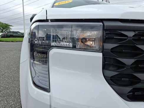 Used 2025 Ford Maverick XL FWD image 9