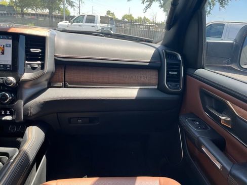 Certified 2022 RAM 1500 Limited AWD/4WD image 7