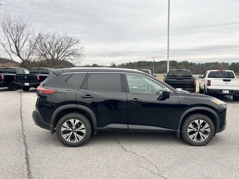 Certified 2023 Nissan Rogue SV w/ SV Premium Package image 8