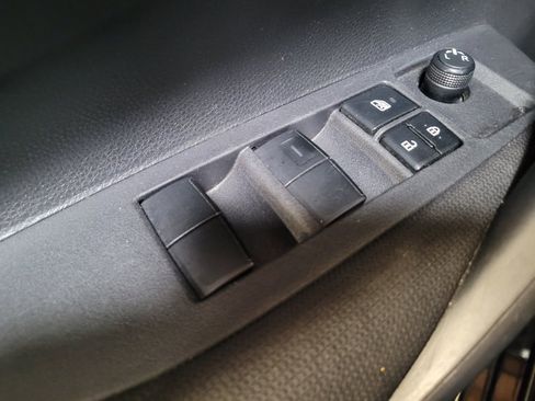 Used 2024 Toyota Corolla LE FWD image 27