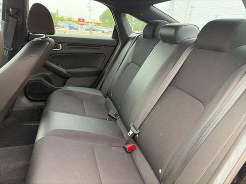 Used 2024 Honda Civic Sport image 8